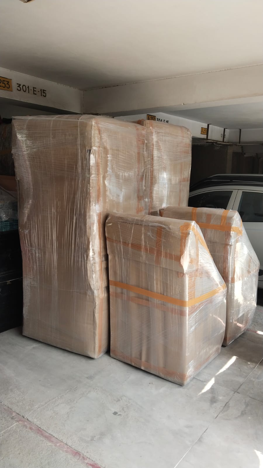 Local shifting truck of packers and movers in Zirakpur Mohali